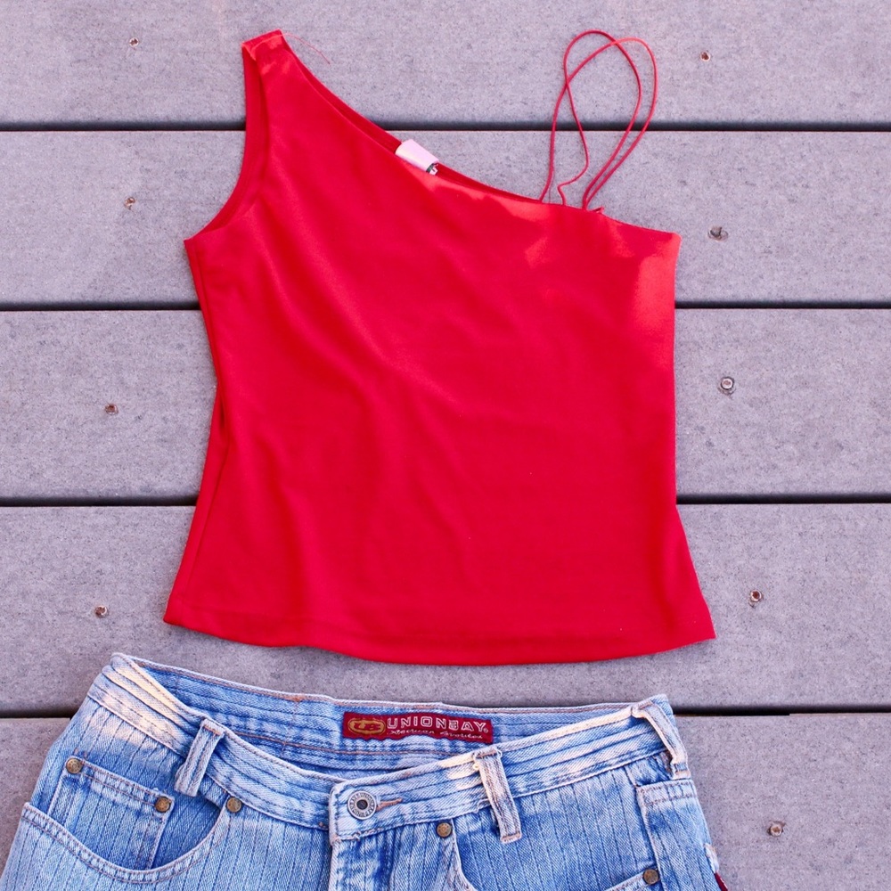 Red one shoulder crop top